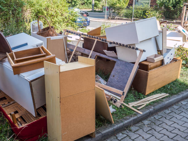 Best Furniture Removal  in North Mankato, MN